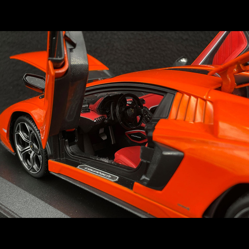 Lamborghini Countach Lpi Orange Maisto O