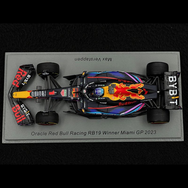 Max Verstappen Red Bull RB19 N 1 Vainqueur GP Miami 2023 F1 1 43 Spark