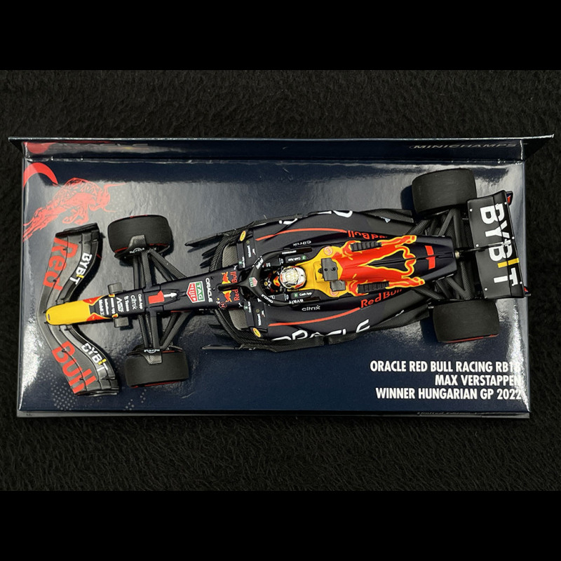 Max Verstappen Red Bull RB18 N 1 Vainqueur GP Hongrie 2022 F1 1 43