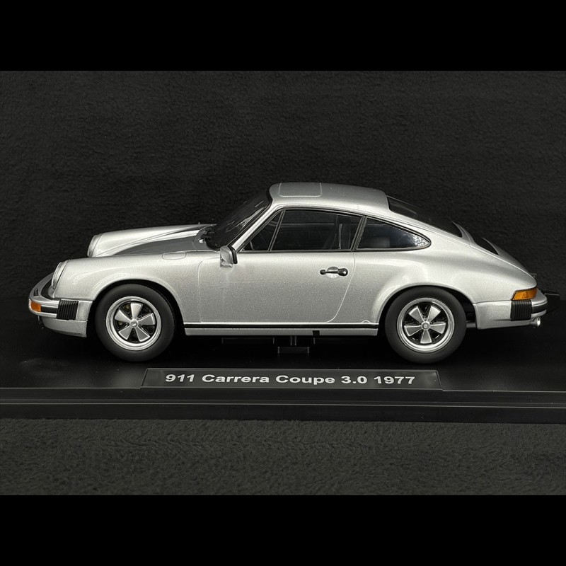 KK-Scale 1:18 Porsche 911 Carrera 3.0 Coupe Año de construcción 1977