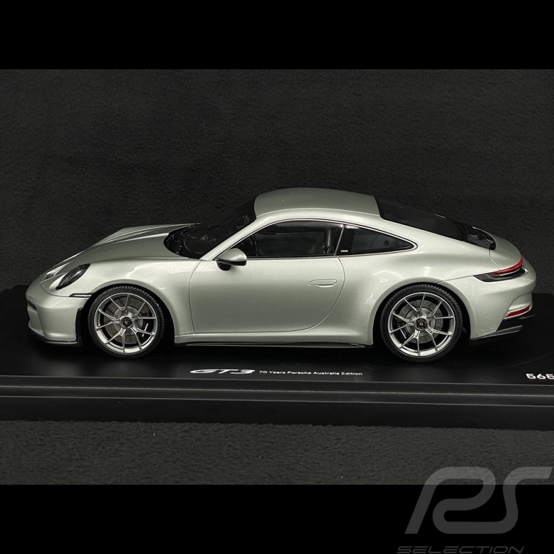 Porsche 911 GT3 Touring Type 992 2021 Fishsilber Grau 1/18 Spark WAP0211650N002