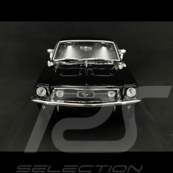 Ford Mustang GTA Fastback 1967 Black 1/18 Maisto 31166