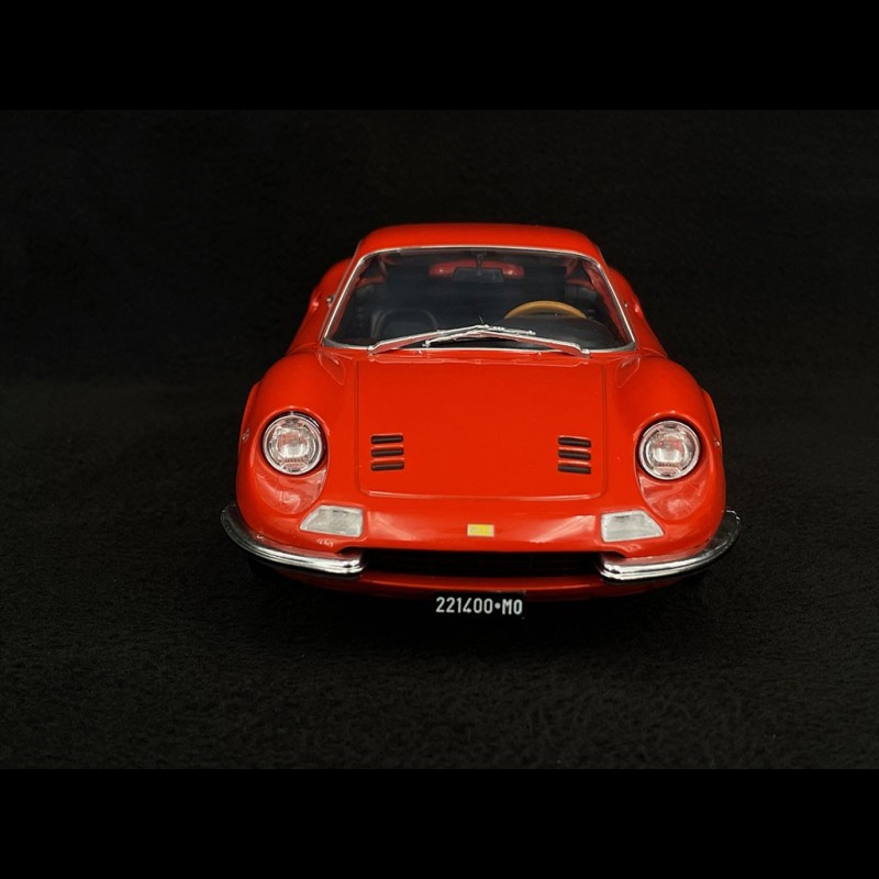 Ferrari Dino 246 GT 1969 Rosso Dino 1/18 MCG MCG18167
