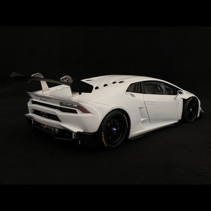 Lamborghini Huracán Super Trofeo EVO Shiny White 1:18