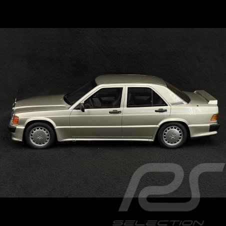 Mercedes-Benz W201 190E 2.5 16S 1993 Silber Metallic 1/18 Ottomobile OT927