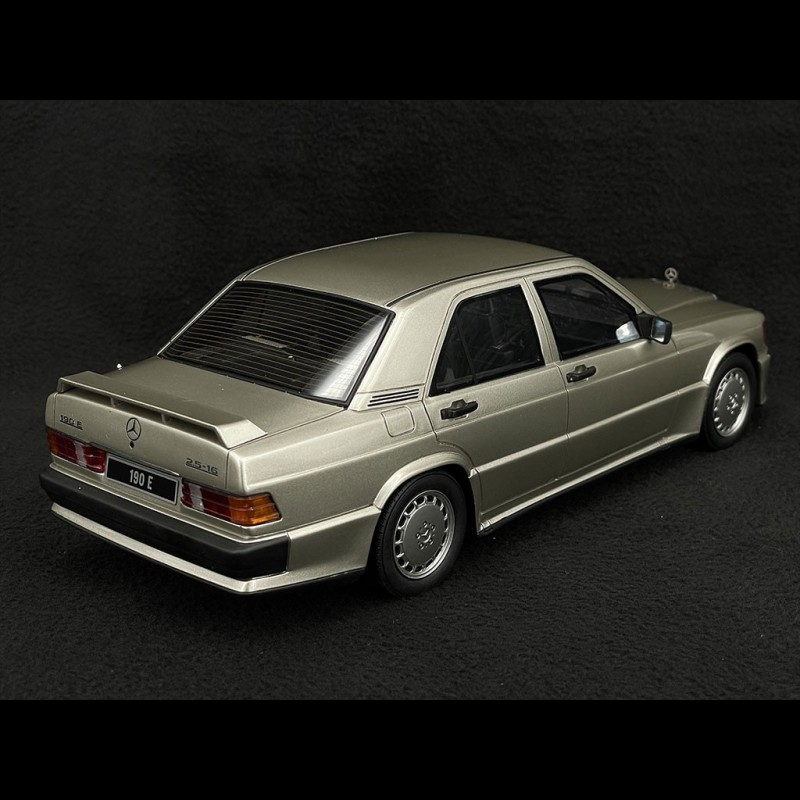 Mercedes-Benz W201 190E 2.5 16S 1993 Silver Metallic 1/18 Ottomobile OT927