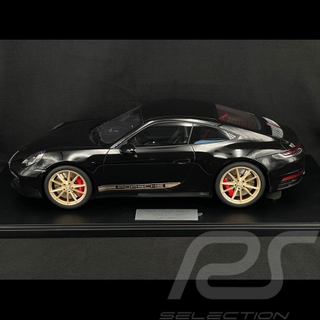 Porsche 911 Carrera 4S Type 992 2020 Tiefschwarz Metallic 1/8 Minichamps 800661001