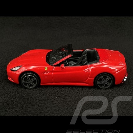 Ferrari California Convertible in red 1:43 scale burago Race & play New in Pack 