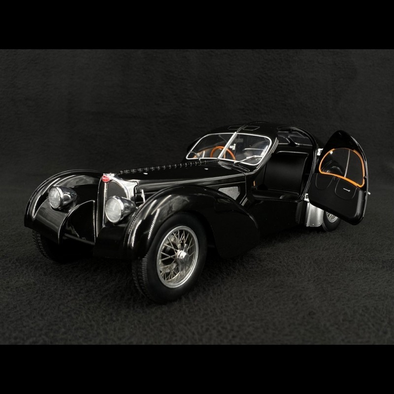 Bugatti Atlantic Type 57 SC 1937 Schwarz 1/18 Solido S1802101