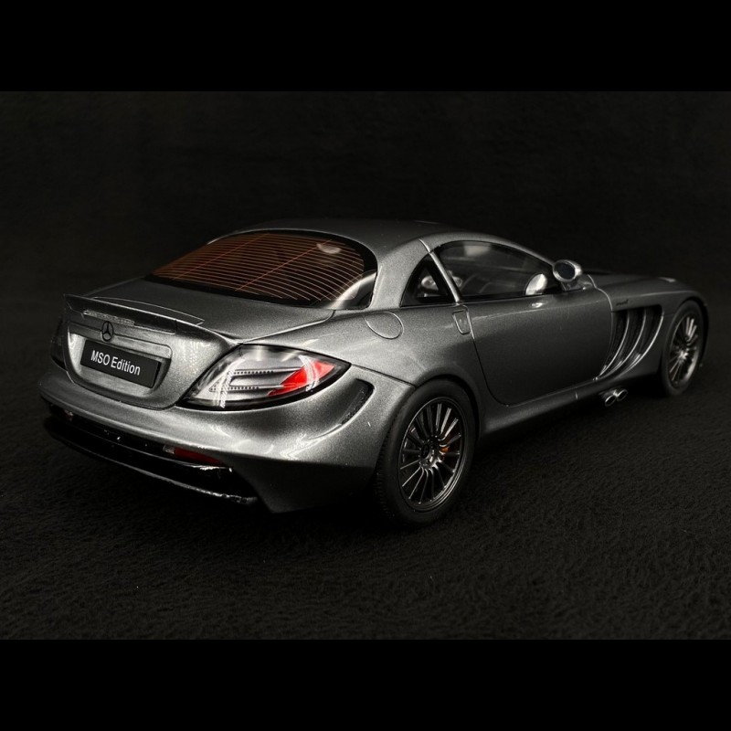 1/24 Mercedes Benz SLR McLaren 722 Edition Car 