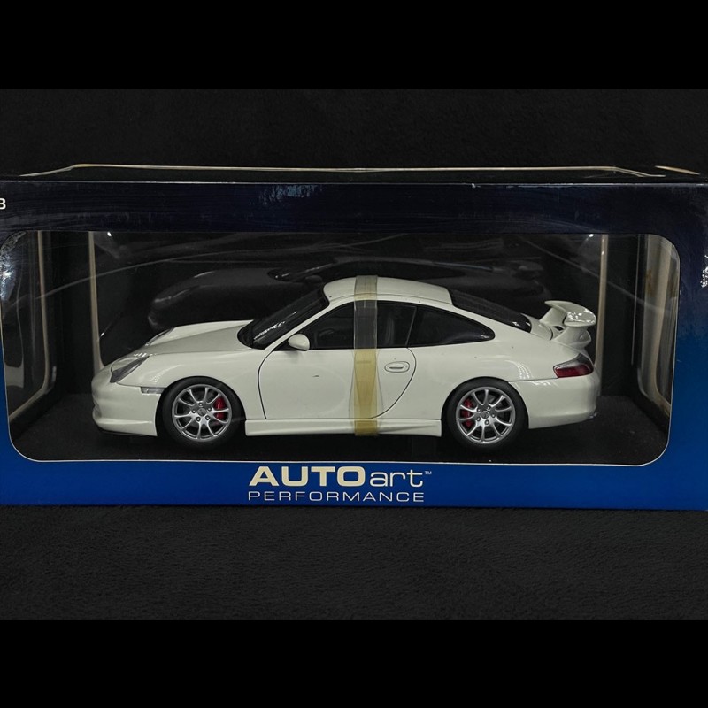 Porsche 911 GT3 type 996 2003 Carrara White 1/18 AutoArt 77942