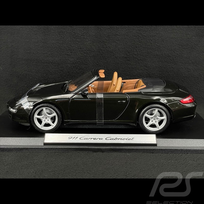 Porsche 911 Carrera type 997 Cabriolet 2006 Vert Olive Foncé1/18 Maisto WAP02115015