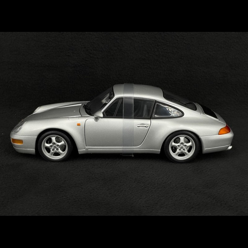Porsche 911 Coupe type 993 1995 Silver Grey 1/18 UT Models 27802