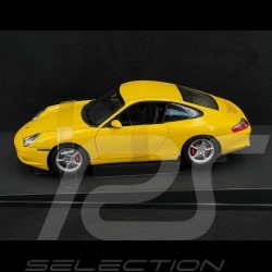 Porsche 911 Carrera Coupe type 996 Jaune Vitesse 1/18 AutoArt 77852