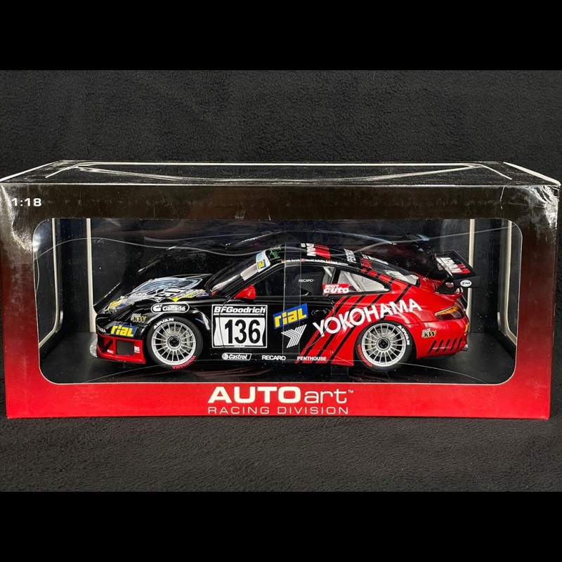 Porsche 911 GT3 RSR Type 996 n°136 Nürburgring 2005 1/18 AutoArt 80571
