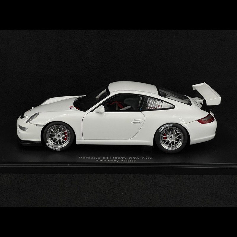 Porsche 911 GT3 Cup Type 997 Plain Body 2007 White 1/18 AutoArt 80783