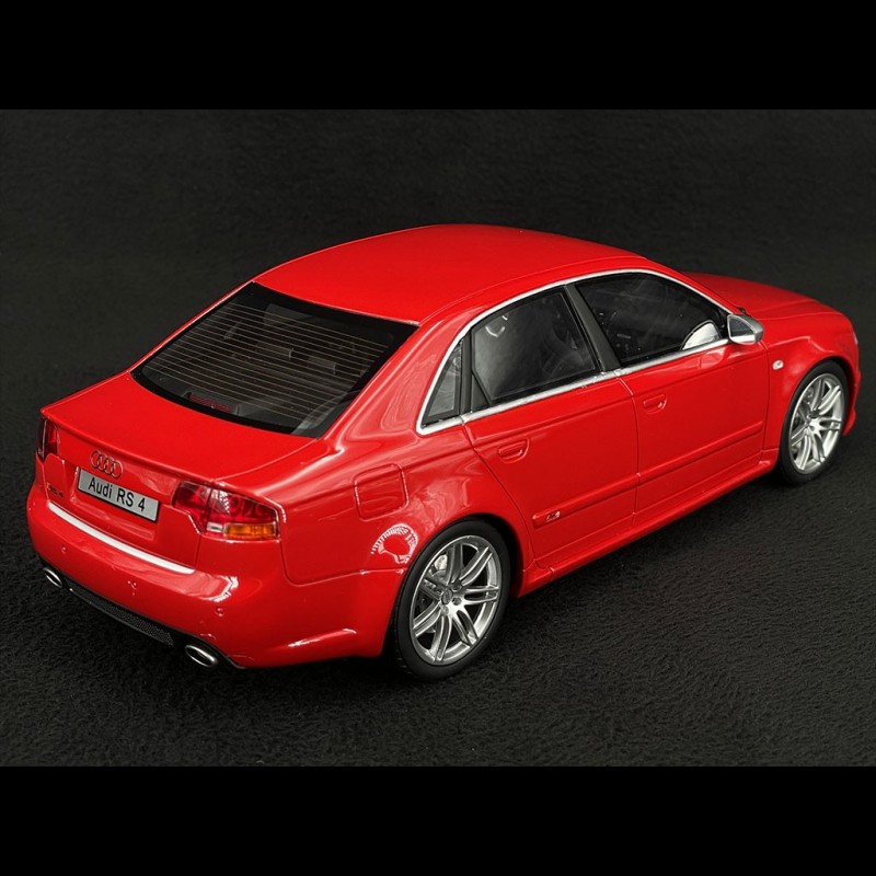 Audi rs 4 2005 metallic red 1:18 auto stradali scala maisto 