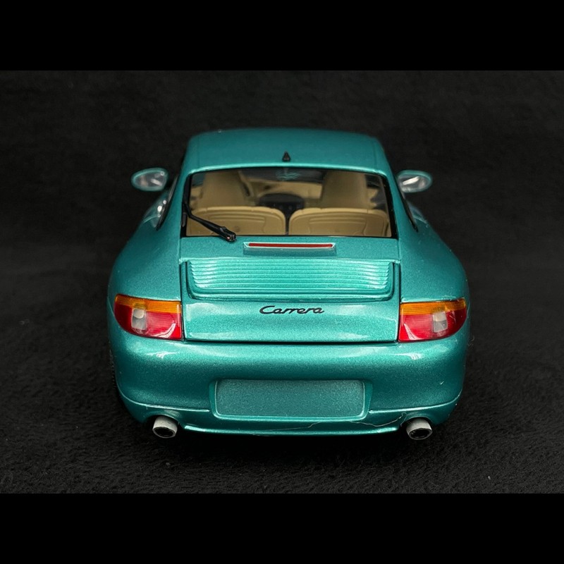 Porsche revela novo 911 Carrera T 2023, que destaca câmbio manual