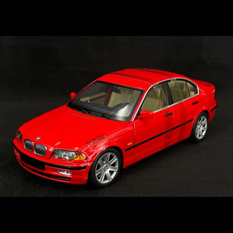 BMW Z3 Roadster Cabriolet Rouge 1/18 – UT Models, Miniature Collection