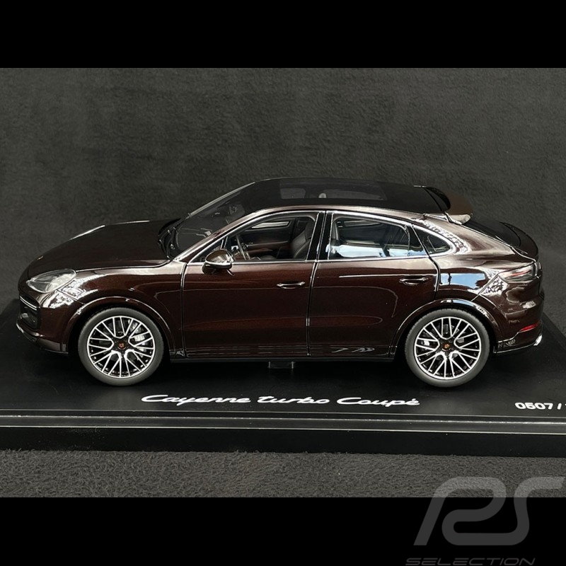Porsche Cayenne turbo coupé 2019 Mahogany braun 1/18 Norev WAP0213190K