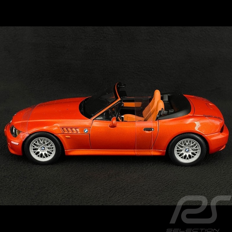 BMW Z3 Roadster 2.8 1999 Orange 1/18 UT Models 20442