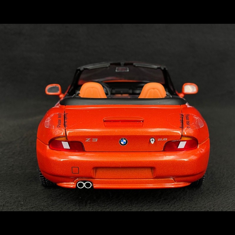 BMW Z3 Roadster 2.8 1999 Orange 1/18 UT Models 20442