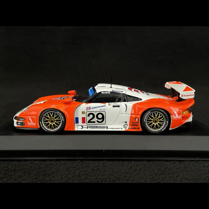 porsche-911-gt1-type-993-n-29-