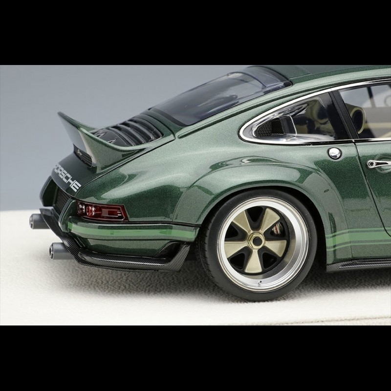 Porsche Singer DLS Goodwood Festival of Speed 2021 Oak Green Metallic 1/18  MakeUp Models EML018C