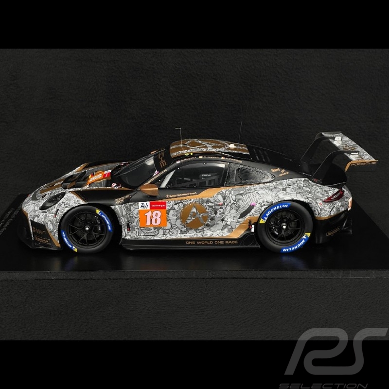Porsche 911 RSR-19 Type 991 n° 18 24h Le Mans 2021 1/18 Spark 18S701