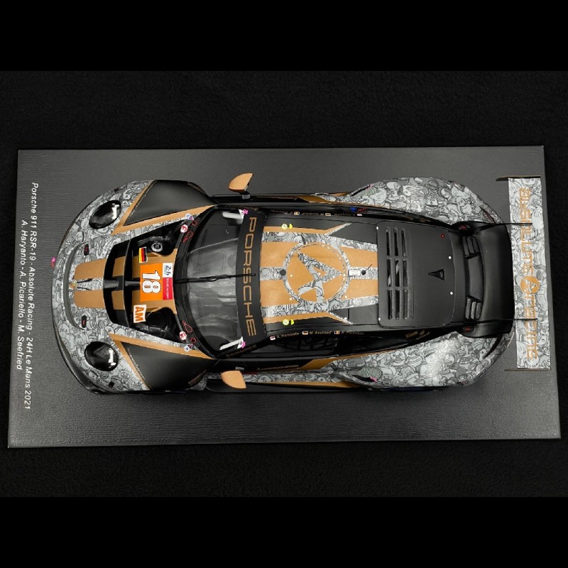Spark 1/18 Porsche 911 RSR -19 Le Mans 2021 - Modèle Résine N°18S717 - Neuf