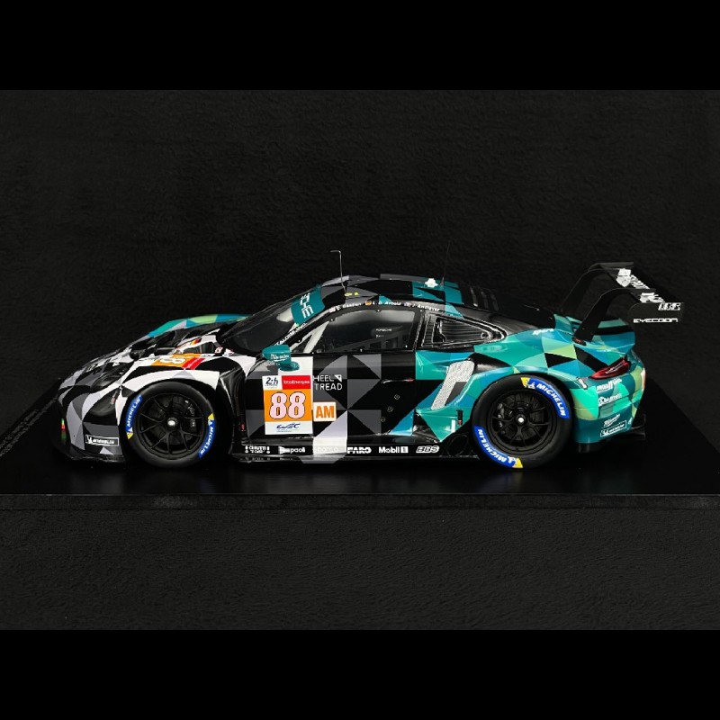 Porsche Reveals Gold 2019 911 RSR 24 Hours of Le Mans Livery