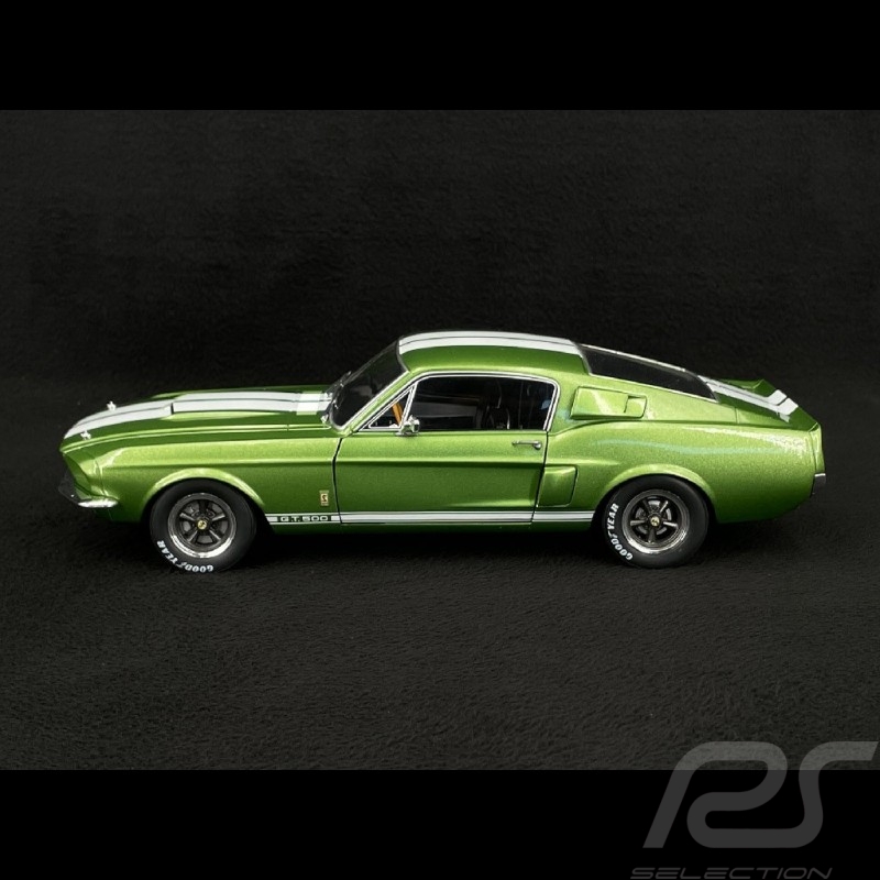 Shelby Mustang GT500 1967 Vert Citron 1/18 Solido S1802907 Shelby Mustang GT500 1967 Vert Citron 1/18 Solido S1802907