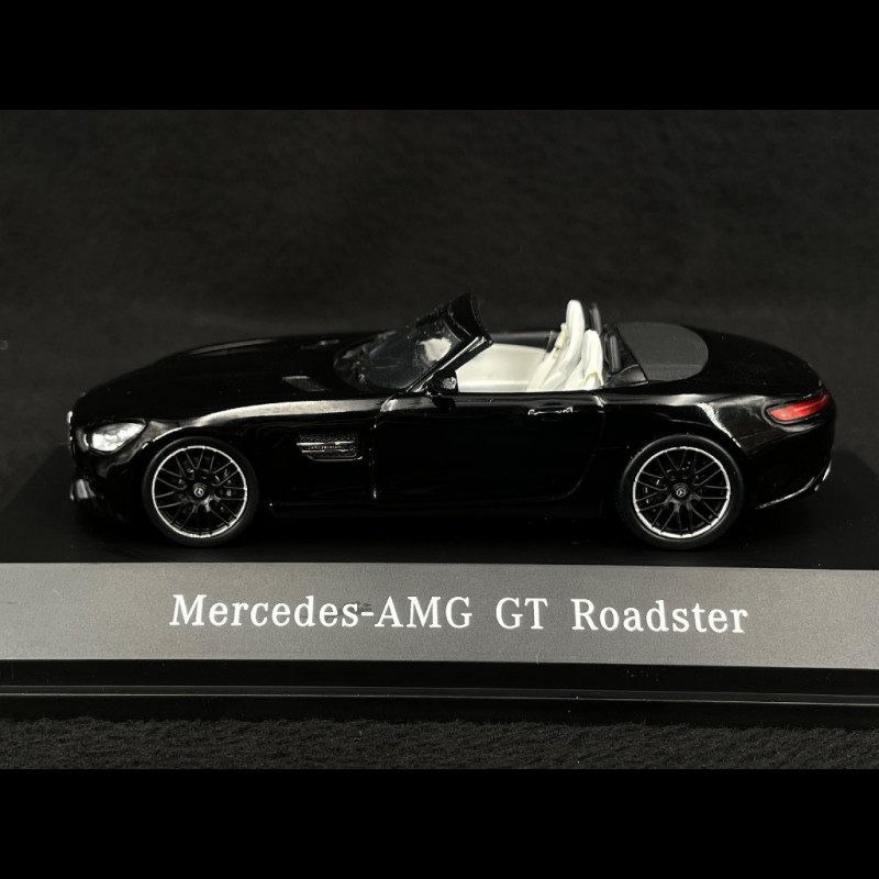 Mercedes-AMG GT Roadster 2017 Magnetite Black 1/43 Spark B66960408