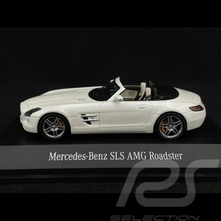 Mercedes-Benz SLS AMG...