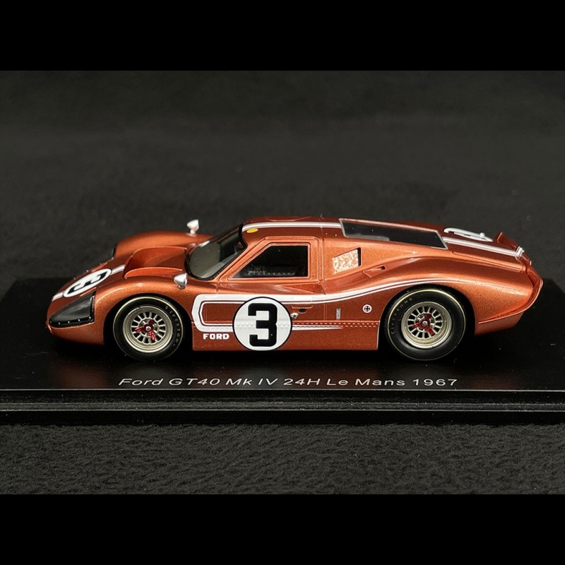 Ford GT40 Mk4 n° 24h Le Mans 1967 1/43 Spark S4543