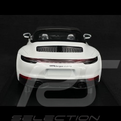 Porsche 911 Targa 4 GTS Type 992 2021 White 1/18 Minichamps 153061063