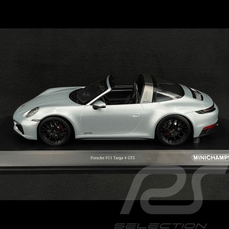 Porsche 911 Targa 4 GTS...