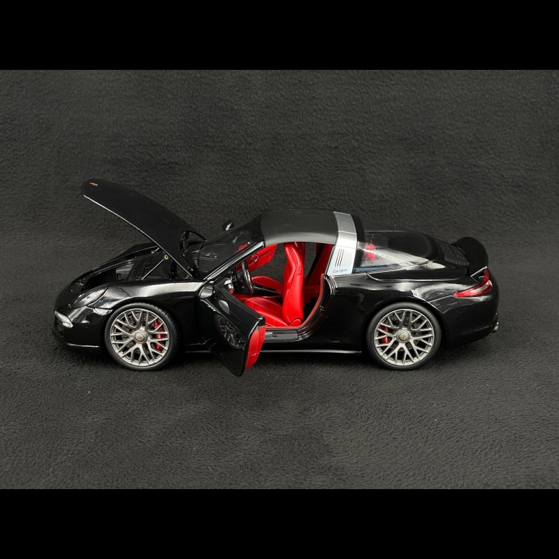 Porsche 911 Carrera 4 GTS Type 991 Targa 2014 Black 1/18 Schuco