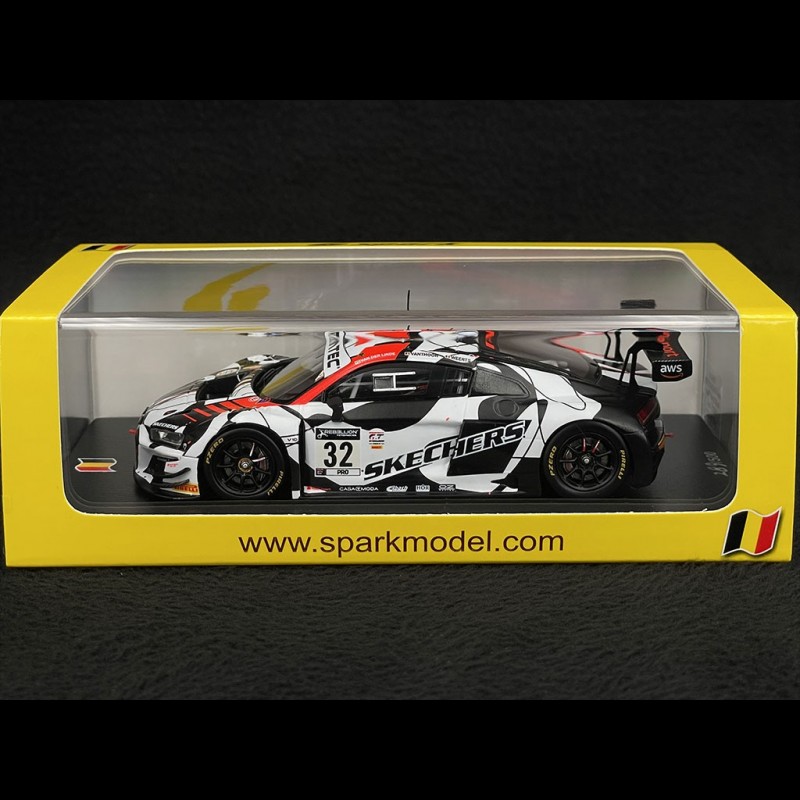 Audi R8 LMS GT3 n° 32 2nd 24h Spa 2021 1/43 Spark SB430