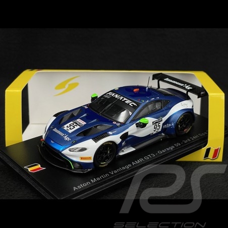 Aston Martin Vantage AMR...