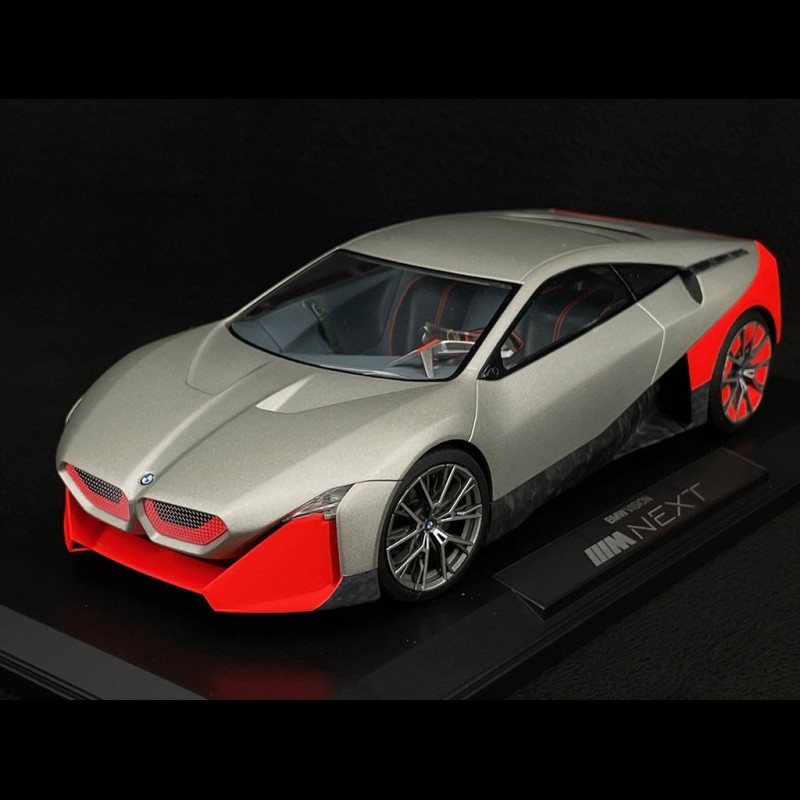 BMW Vision M Next 2019 Silber / Schwarz / Rot 1/18 NZG 80435A072D8