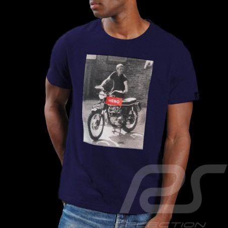 T-shirt Steve McQueen Triumph Bonneville ISDT 1964 Bleu Marine Hero Seven - homme