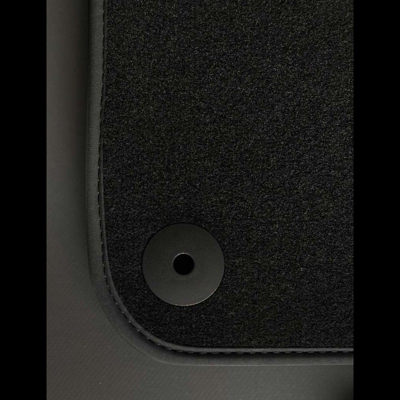 Protection Seuil Arrière Inox Deluxe Porsche Cayenne III 2017+ Performance - Argent/Carbone Argent - Look Sportif & Élégant