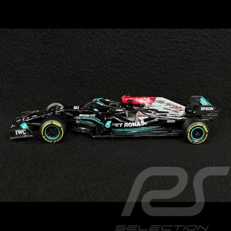 Lewis Hamilton Mercedes-AMG...