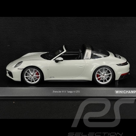 Porsche 911 Targa 4 GTS...