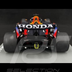 Max Verstappen Red Bull Racing RB16B Nr 33 Sieger F1 GP Abu Dhabi 2021 Yas Marina 1/18 Spark 18S609