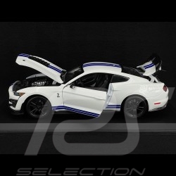 Ford Mustang Shelby GT 500 2020 White / Blue 1/18 Maisto 31452