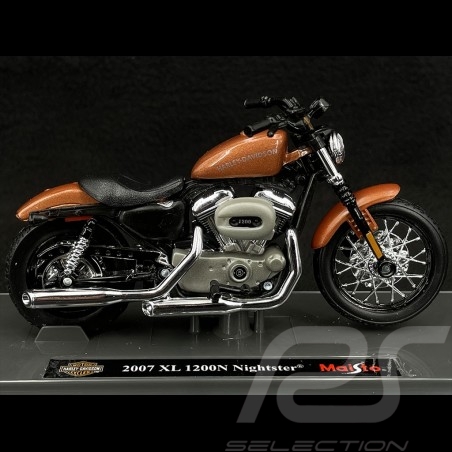 Moto Harley Davidson XL 1200N Nightster 2007 Braun 1/18 Maisto 39360
