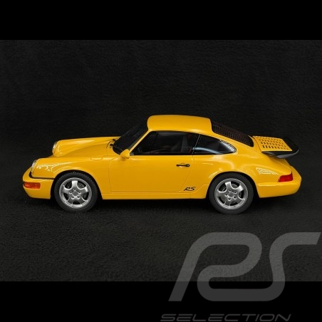 Porsche 911 RS Coupe...