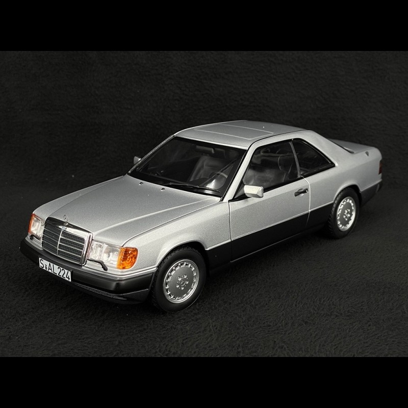 Norev - 1:18 Mercedes-Benz 300 CE-24 Coupe Silver (1990)